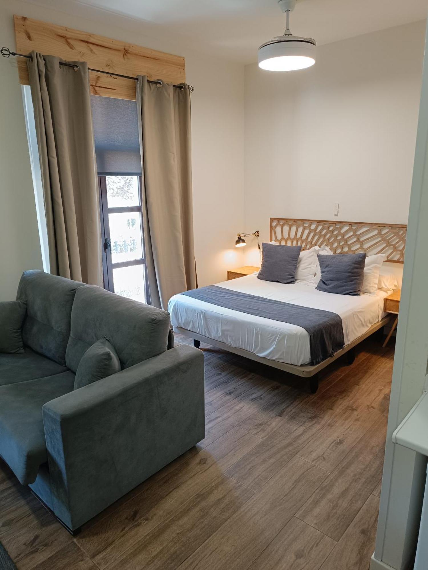 Apartamentos AL-QAZERES LUXURY La Concepción Caces Exterior foto